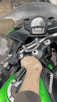 للبيع
كاوسكي نينجا 650
2018مكفولة كفالة عامة 
للأستفسار‏‪0776 375 3553‬‏
ب35 
عليهة منضومة زنون
