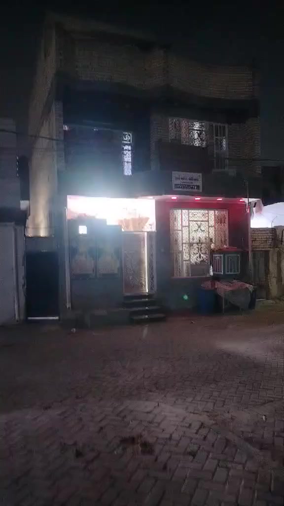 نص قطعه للبيع طابقين بقطاع 29 شرك ونظيفه ثلاث غرف واستقبال وتوليت معزول وحمام وترك وبدايته طرمه
مكلف بالنشر وللاستفسار الاتصال على الرقم  
***********
