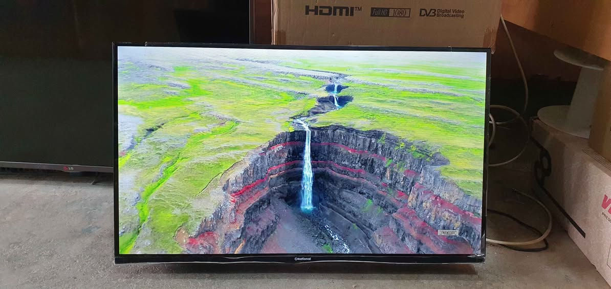 تەلەڤیزۆنی ناشناڵ قەبارە 32 سمارت بێ ئیتاڕ
نرخی 70000 وەک نوێیە نرخی 70000 لە
هەولێرە واتساپ و ڤایبەر *********** أربيل, العراق
