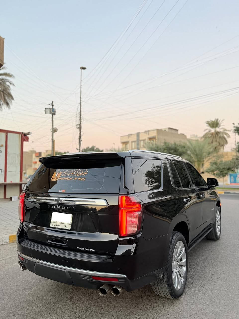 ⭕️للبيع تاهو برامير 2022⭕️
محرك 5300cc v8
ضامن المنصور خليجي
3 شاشات اصلية
بانوراما 
مقاعد جلد 
شحن لاسلكي 
جنطة كهرباء
كشنات جهتين كهرباء
جكات 
فور ويل 
داتا شو
5 كامرات
وبقية المواصفاات مال برامير معروفة فول للاخير✅

ماشيه 100 الف 

⭕️السيارة مغلفة من الصفر ⭕️
 ((مكفولة كفالة عامة من الدبل كود والصبغ والتبديل والفتح والبارد والشخط))
كير ومكينة كفالة 🕹️
والسيارة جديدة بمعنى الكلمة استخدام شخصي 💢

— السعر 545 ورقة وبيه مجال — يعني 5 شدات و45 ورقة
مكان السيارة بغداد / شارع فلسطين📍
للاستفسار : *********** 🔸
