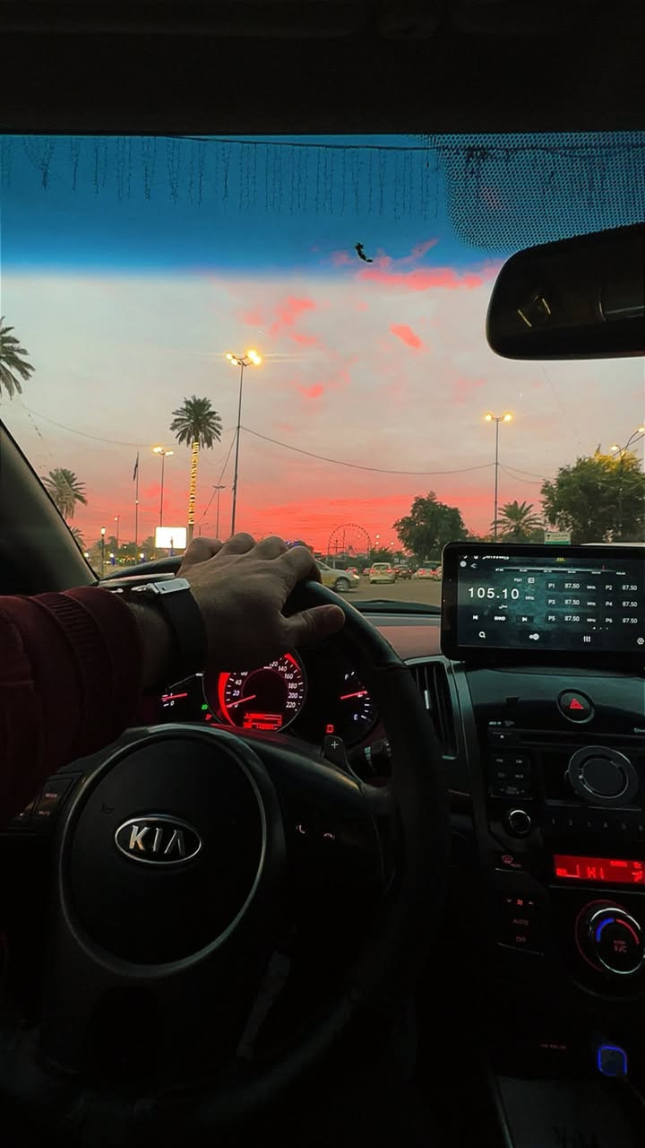 شبابنا الطيبه السلام عليكم الشاشة للبيع اندرويد كار بلاي بموصفات حلوة سعرها 150 بيها مجال صارلها تقريبا شهريا او 3 مشدوده مكاني بغداد تحياتي للجميع 
***********
