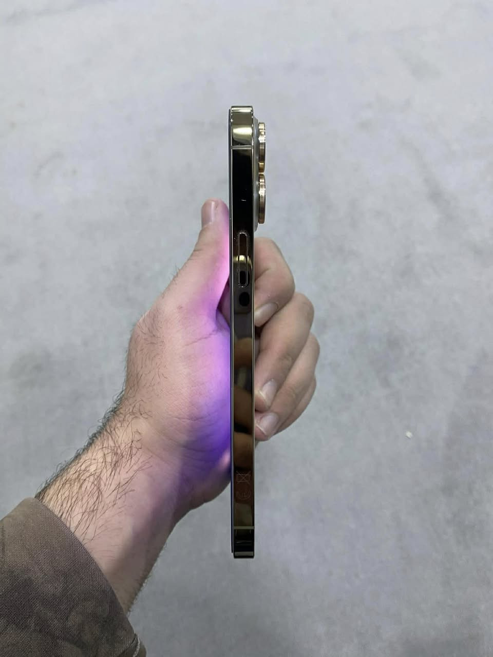 السلام عليكم
١٣برو ماكس  للبيع ماستر  شرق اوسط جهاز مكفول نضافه ١٠٠ بطارية ٨٦ كلشي شغال بي وجهاز حيل نضيف سعره خاص مكاني ديوانية سنية 

 بي فطر بسيط بضهر وماماثر على ابد 

***********
