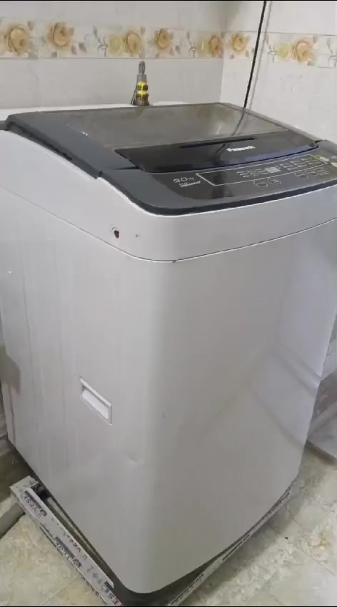 ستاند ملابس نظيف وقوي غسالة فول اوتماتيك باسونيك الأصلي شرط الفحص كرسي وطبلة اطفال وياهن طبلة هدية الاسعار مناسبة جدا واتساب خاص مفتوح حي التضحية شارع العلوة ***********
