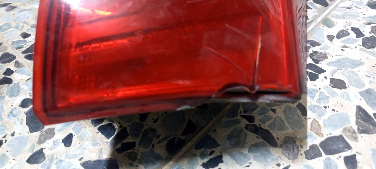 السلام عليكم  عندي بكلايت النترا جي تي ١٦ اللبيع  بي كسر ازغير موضح بل صوره


**إذا كنت صاحب هذا الإعلان وتريد حذفه لأي سبب، رجاءا أرسل رسالة إلى الدعم الفني**