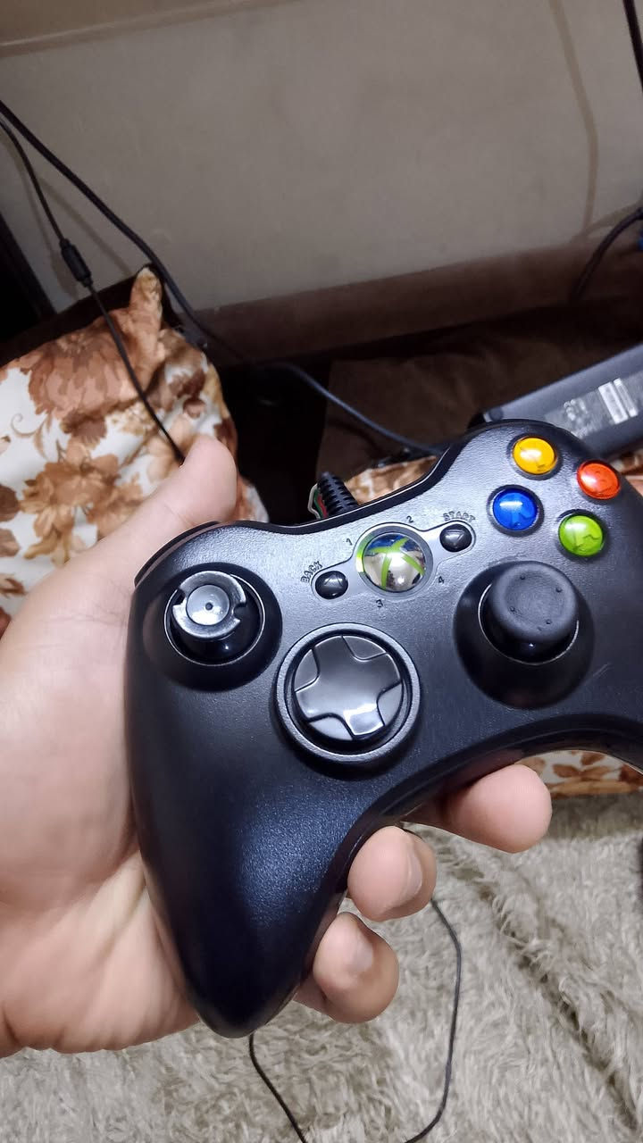 Xbox360  كلش نظيف 120 الف بس اليده البلاديه يحتاج تصليح كير


**إذا كنت صاحب هذا الإعلان وتريد حذفه لأي سبب، رجاءا أرسل رسالة إلى الدعم الفني**