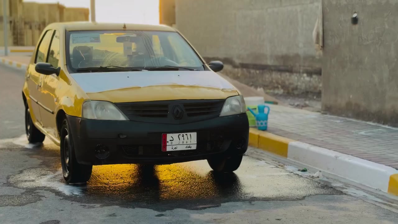 السلام عليكم رينو لوكان موديل 2010السياره جاهزه كير مكينه شرط الكير توني شاده مداور ثاني يوم رقم بغداد مكاني سماوه مالكه ب السماوه السياره (باور) حداديه كهربائيات كله شغاله 
السعر 34 وبيه مجال بسيط 

للتواصل:***********
