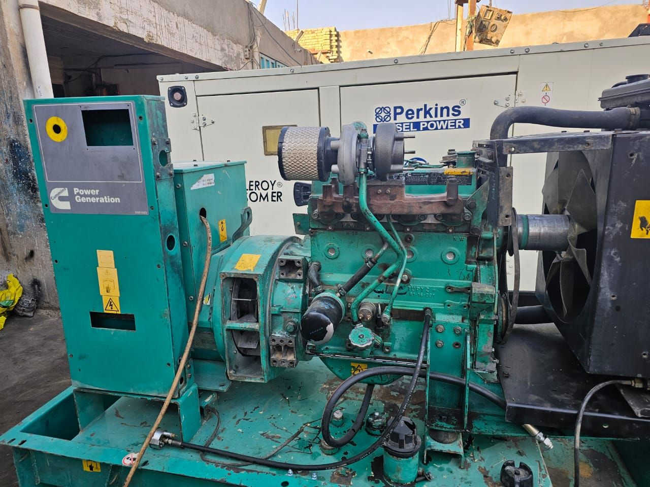 مولده للبيع كمنز ٥٠ كيفي كاتم صفر كاتم جاهزه للبيع شغاله استوها مجفته كله جديد استندره اربعه سلندر سوبر بالعماره مكانها بس الشراي يتصل مكينه بالكيس مال جناي ***********
