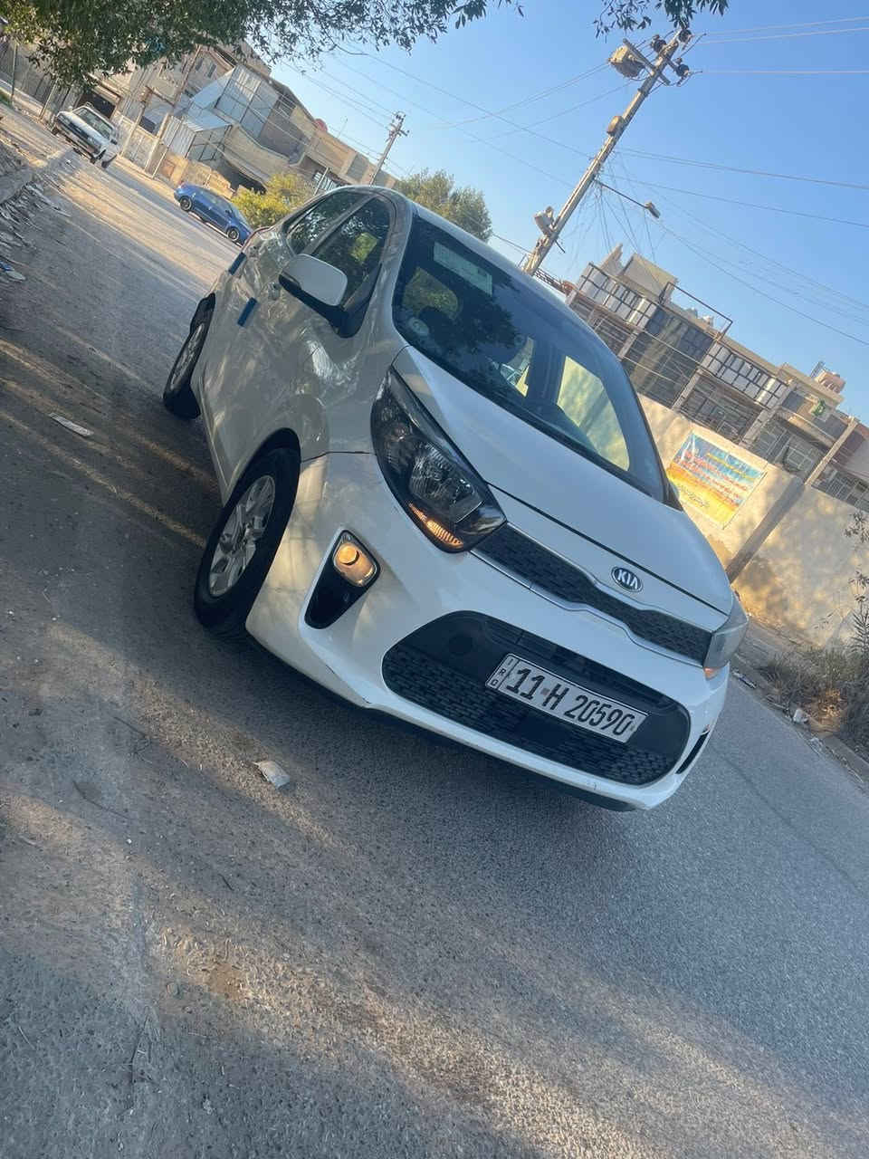 سلام عليكم  كيا بيكانتو 2018 سياره بيها صبغ صفحه وجاملغ ايسر وبنيد سياره باسمي شخصي جاهزه من كولشي واي نقص مابيها بيها بارد بالقماره العنوان بغداد السعر ٧٨ للاستفسار ***********
