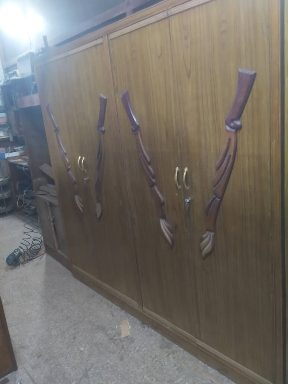 كنتور 3 ابواب نضيف جدا 
كنتور 4 ابواب نحاره تسكام نضيف جدا
متوفره غرفه كامله 5 ابواب نجاره نضافه فول الفول 
و غرف 6 ابواب نجاره موجوده 
باسعار جدا مناسبه 
اهلا وسهلا بكم 
العنوان واسط نعمانيه شارع 13 مقابل بيت الحاج خيون 
للستفسار مراسلة الصفحه او الاتصال 
*********** واتساب فقط 
***********
***********
