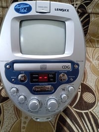 شاشة ٥ بوصة • مكبر صوت شغال • غير قابل للتصليح