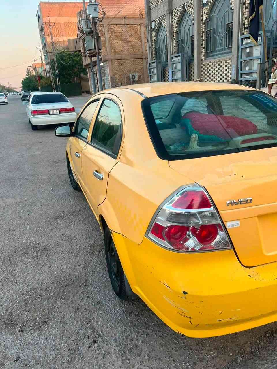 سلام عليكم أفيو ٢٠١٠ عليه حجز ولحاجزه موجود وراعيه موجود بس إني أبيع عله وضعه ب٢٨وبيه مجال ***********
