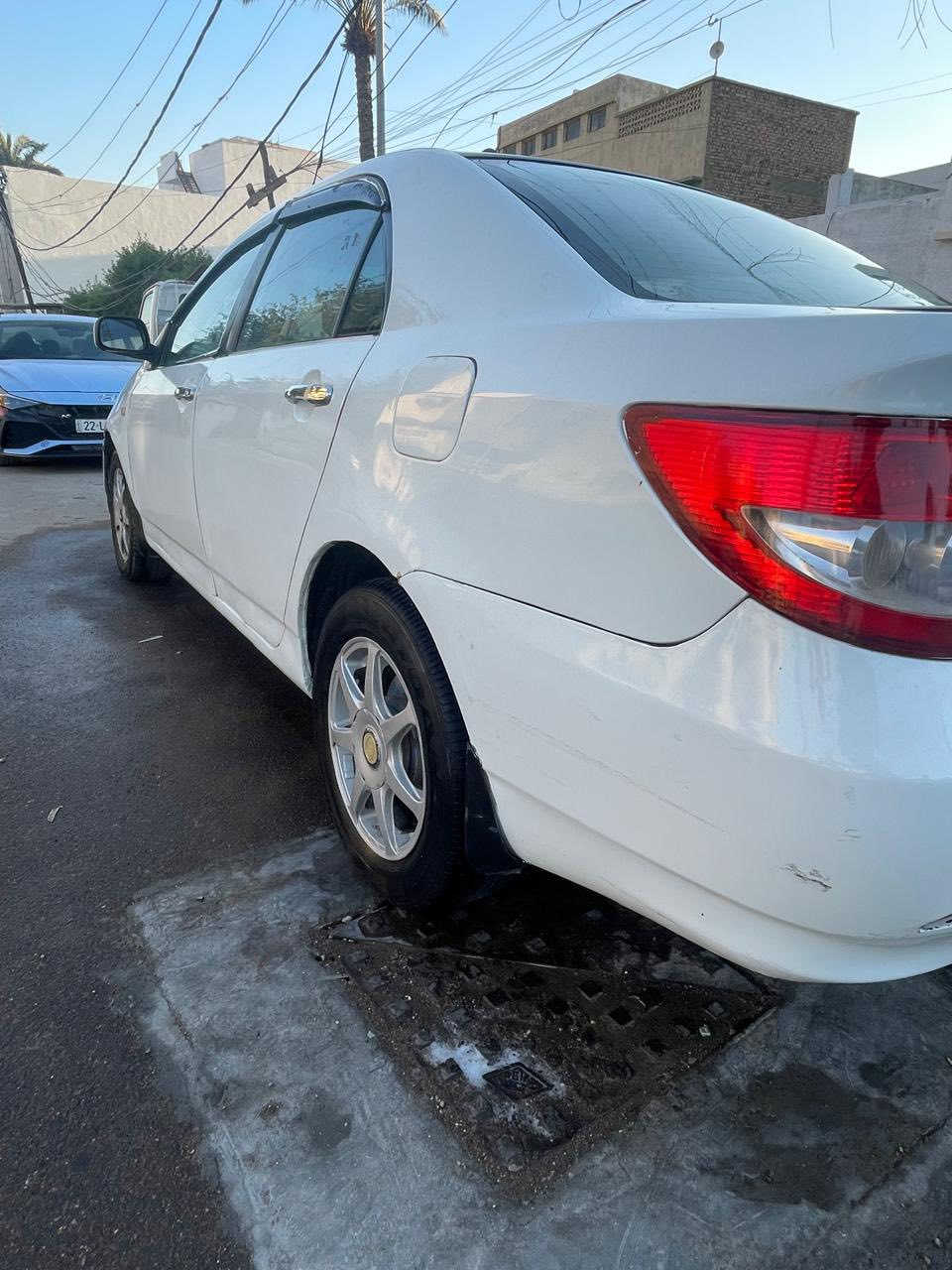 السلام عليكم للبيع
BYD f3 مويل 2011 
السيارة مكفوله من الضربة فقط صبغ عام جمالية 
لا خياس ولا جراد 
كير محرك ياباني 
سنوية ورقم جديد 
السيارة نضيفه 
مكان السيارة المنصور 
‭0770 187 7598‬
‭0774 129 7719‬
السعر 45 وبيها مجال بسيط
