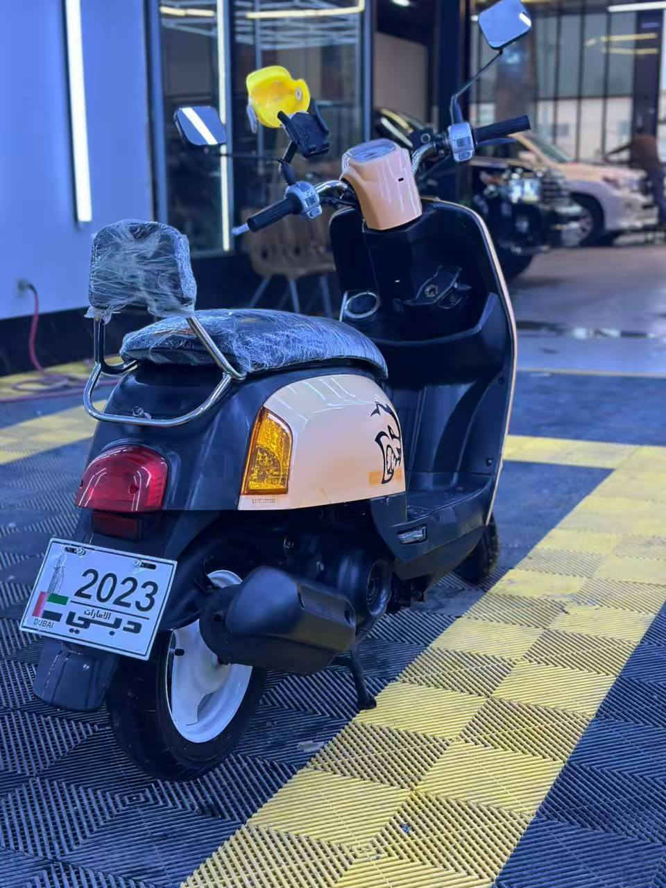 دراجة للبيع لتصال ***********
