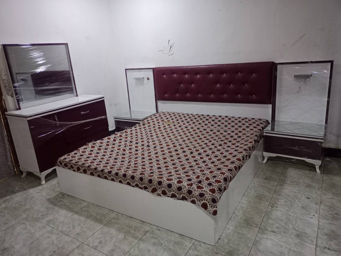 غرفه النوم تركي البيع سعر 450 اتصال هذا رقم *********** قطعه 8 كركوك, العراق
