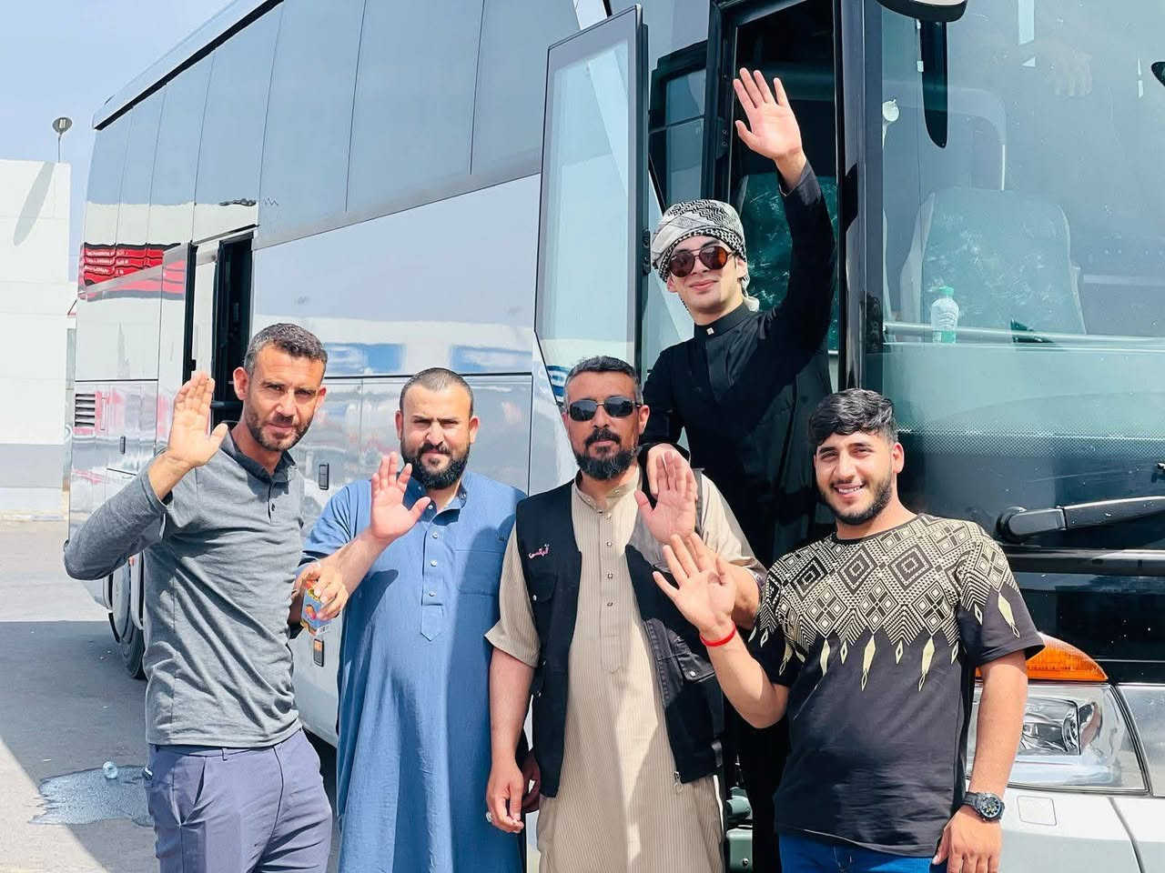 على بركة اللّٰه شركه الهاشمي للحج والعمره   عن فتح باب التسجيل لرحلات العمرة بعد الحج إن شاء اللّٰه.
استمتع برحلة إيمانية متكاملة تجمع بين الراحة والروحانية.
الأسعار ستكون تنافسية والبرامج متعددة 

🌟 مميزات الرحلة:
🚌 النقل: باصات برية حديثة ومريحة.
🍽️ الطعام: ثلاث وجبات يومياً 
🏢 السكن المميز:
المدينة المنورة: فندق في المنطقة المركزية.
مكة المكرمة: محبس الجن (جهة الباصات)

🕌 الخدمات الدينية: زيارة كافة المزارات في المدينة المنورة ومكة المكرمة
🕌 حجز دخول الروضة الشريفة (للرجال والنساء).
🎁 هدايا المعتمرين:
طقم حقائب سفر (كبيرة وصغيرة).
إحرامات فاخرة للرجال. 
 حجابات للنساء.

يرجى تسليم الجواز مع صورة شخصية واحدة في مقر الشركة:
🏠 العنوان: كركوك - قضاء الدبس 

شعارنا: خدمة ضيوف الرحمن ( شرف - أمانة - مسؤولية )
اتصل على الراقم التالي  
***********
