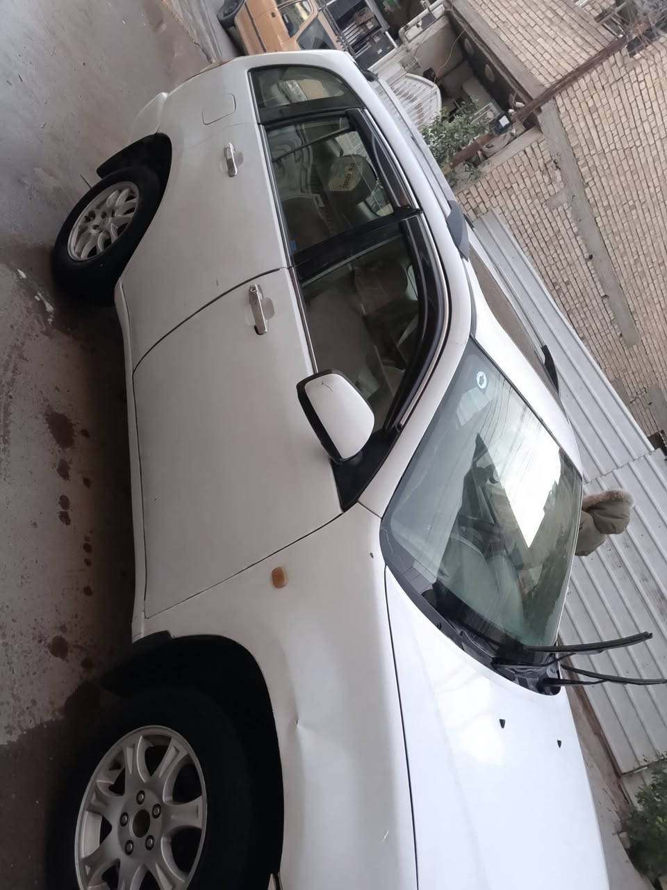 سلام عليكم للبيع تيكو رقم بغداد بسمي موديل ٢٠١٢ محرك 2000 مجفت قبل ايام سيارة شغالة تجي وتشوف بعينك مكاني بغداد  الشعب حي البساتين  
الخاص موجود ***********
