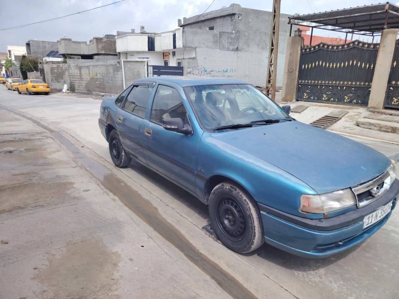 فكترا للبيع محرك 16, موديل 1993 محرك وكير شرط سنويه جديده 29 تريد  تحويل وكاله بدون حادث مامصبوغه كلو بل شرط سعر 40بيه مجال صاحبه كركوك ‏‪***********‬‏
