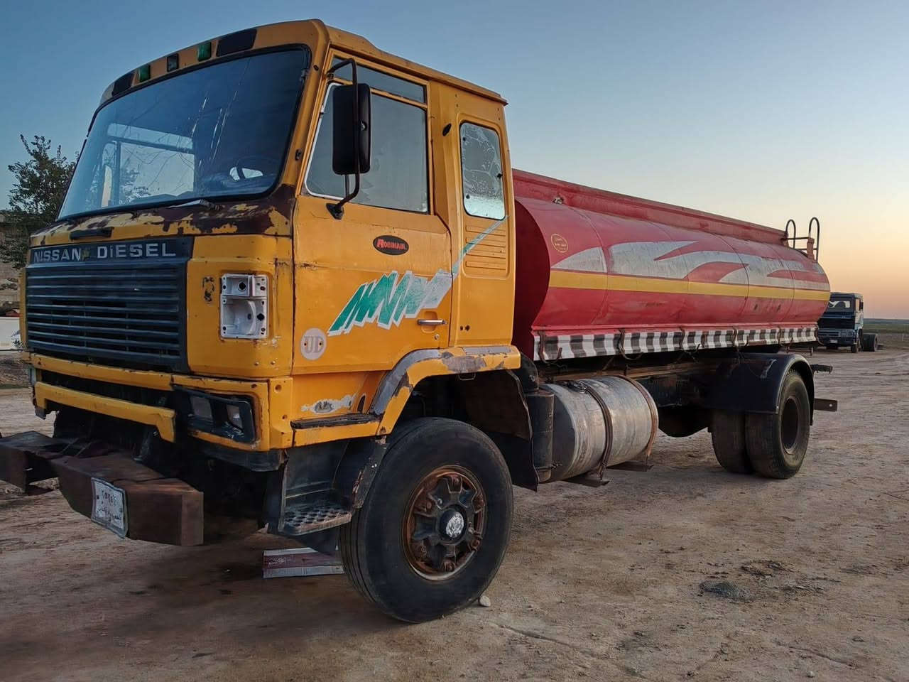 للبيع نسيان   مديل 1989 كير شرط محرك بيه تنقص شويه  مال 2005 اسود رقمه فحص صلاح الدين شرط التحويل اكسل كهربائيات كلها شغله روبن جاهز للشغل تايرات نص عمر واكثر    سعره  6.500  مليون ونص #المكان #سامراء   للاستفسار  الاتصال  ***********  مكلف بالنشر اتصل بصاحبها  فقط 👆
