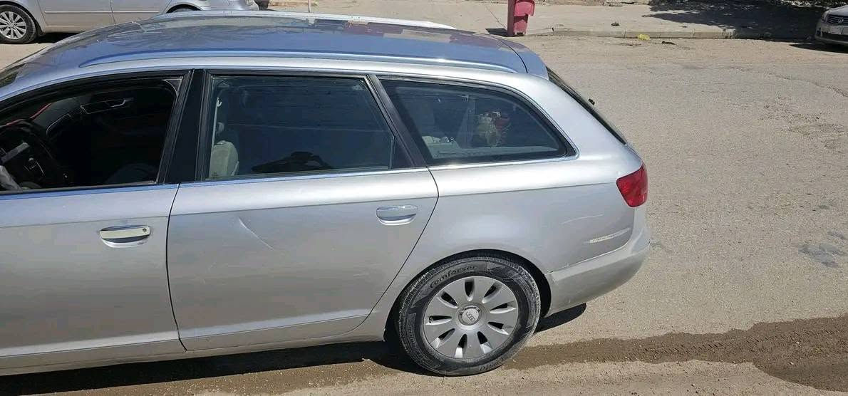 سلام عليكم اخوان audi a6  للبيع 
اودي حجم A6 موديل 2008 محرك جديد مشدود 6 سلندر حجم 2400 
كیر اوتماتيك بس بي خربطه ماعرف يمكن يرادله برمجه السياره وياها محرك احتياط 
كهربائيات كلها بلاديه 
تبريد بي ليك بل فريز وجامة الخلفيه قبل سبوعين جهال بل منطقه كسروه وباقيه على وضعه 
موصفاتها سلايد بريك بصمة 4 بردات خلفيه بلاديه شاشه اعطال مري شفط هيترات بل مري ويل كب بلادي سيدي جنجر 12 قرص وبعد بيها هواي مواصفات السياره خير من الله ومال بيت
اخوان السعر 63 ورقه وبيه مجال حك جيه شراي يتصل العنوان واسط / العزيزية 

واتساب *********** 
اتصال هاتف :-***********
رقمها بغداد والسياره باسمي
