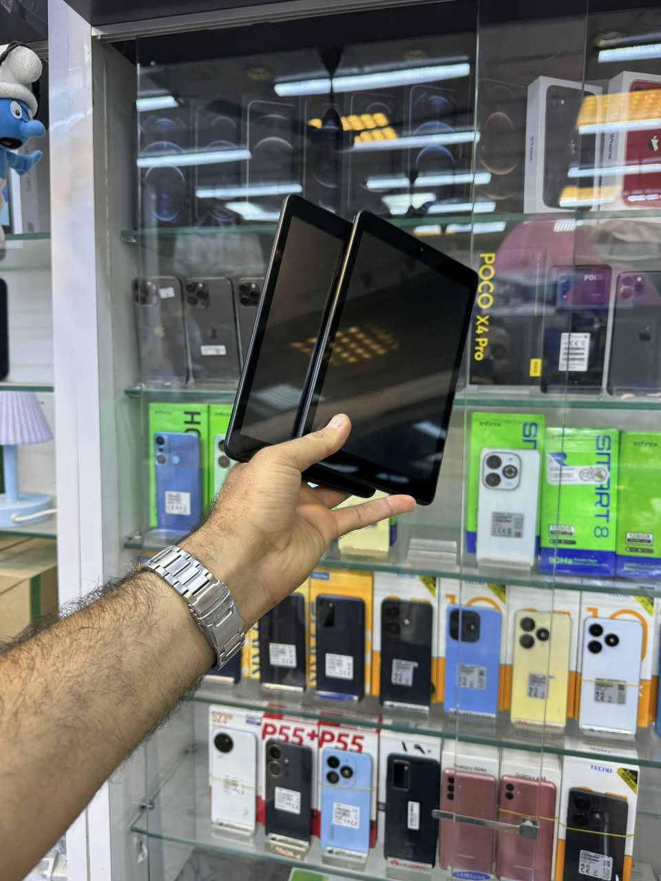 ايبادات الكاتيل ايبادات أسكاي ايبادات tcl
كل هاي الموديلات متوفرة عدنا السعه 32 
العنوان العزيزية شارع الخليج معرض ضياء 
***********
