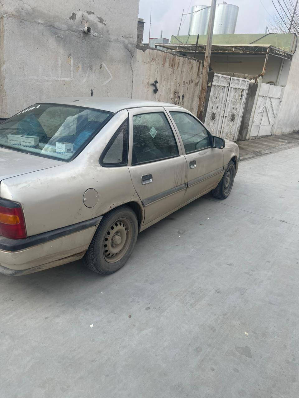 سلام عليك أوبل موديل 1990محرك 18سعر 32
***********
