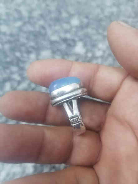 تحفه م̷ـــِْن حجر القمر قطعه جميله صياغه يدويه ثقيله سعر 75 مكان كربلاء ***********
