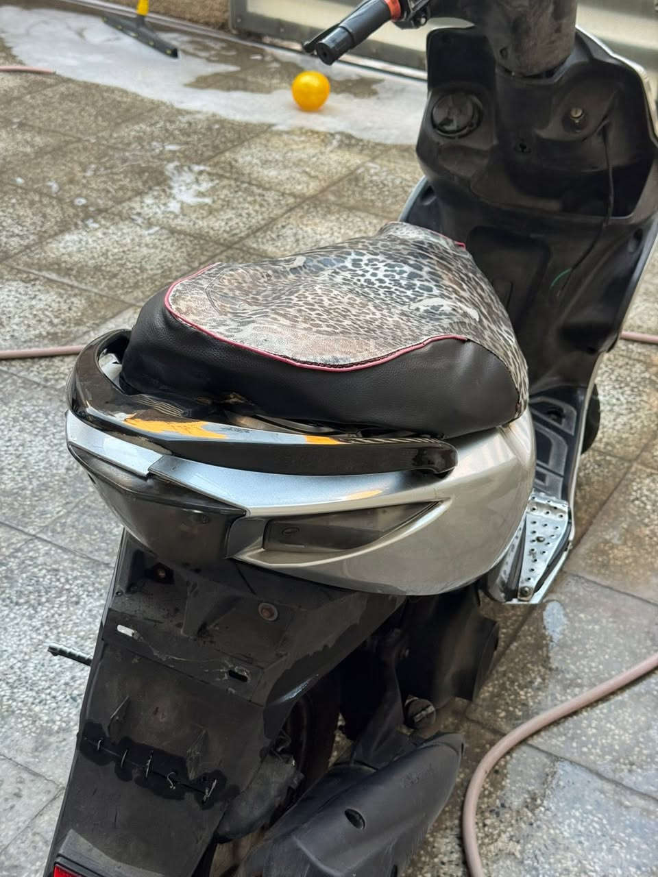 ماكس مضلع بيهة نواقص الدراجة شغالة مجفت جديد تشتغل جطل بدون سويج اكفل سرقة سعره ٢٥٠ وبيهة مجال حك الجية لا نضوج ولا دخان ***********

