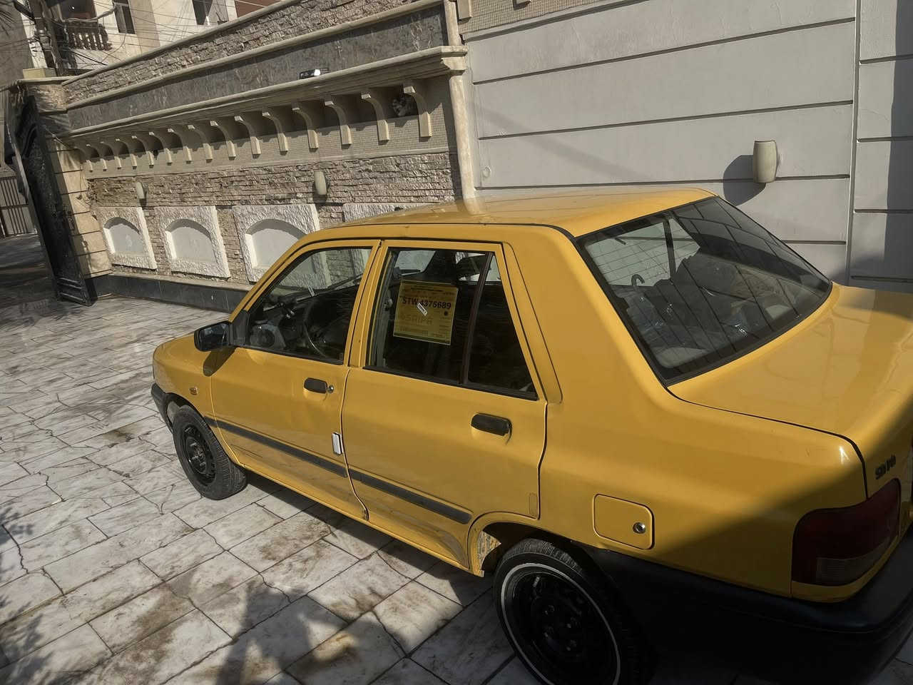 السلام عليكم سياره سايبه 15 الكشر كدامك السياره نضيفه مابيه نقص بيه ضربه بل. باب ترجع بارد مكينه خير من الله صدر جديد تبريد ثلج سياره جاهزه رقم إنكليزي بسمي مصفره هيئه وغرمات رقم*********** السعر 36 بيه مجال بصيط
