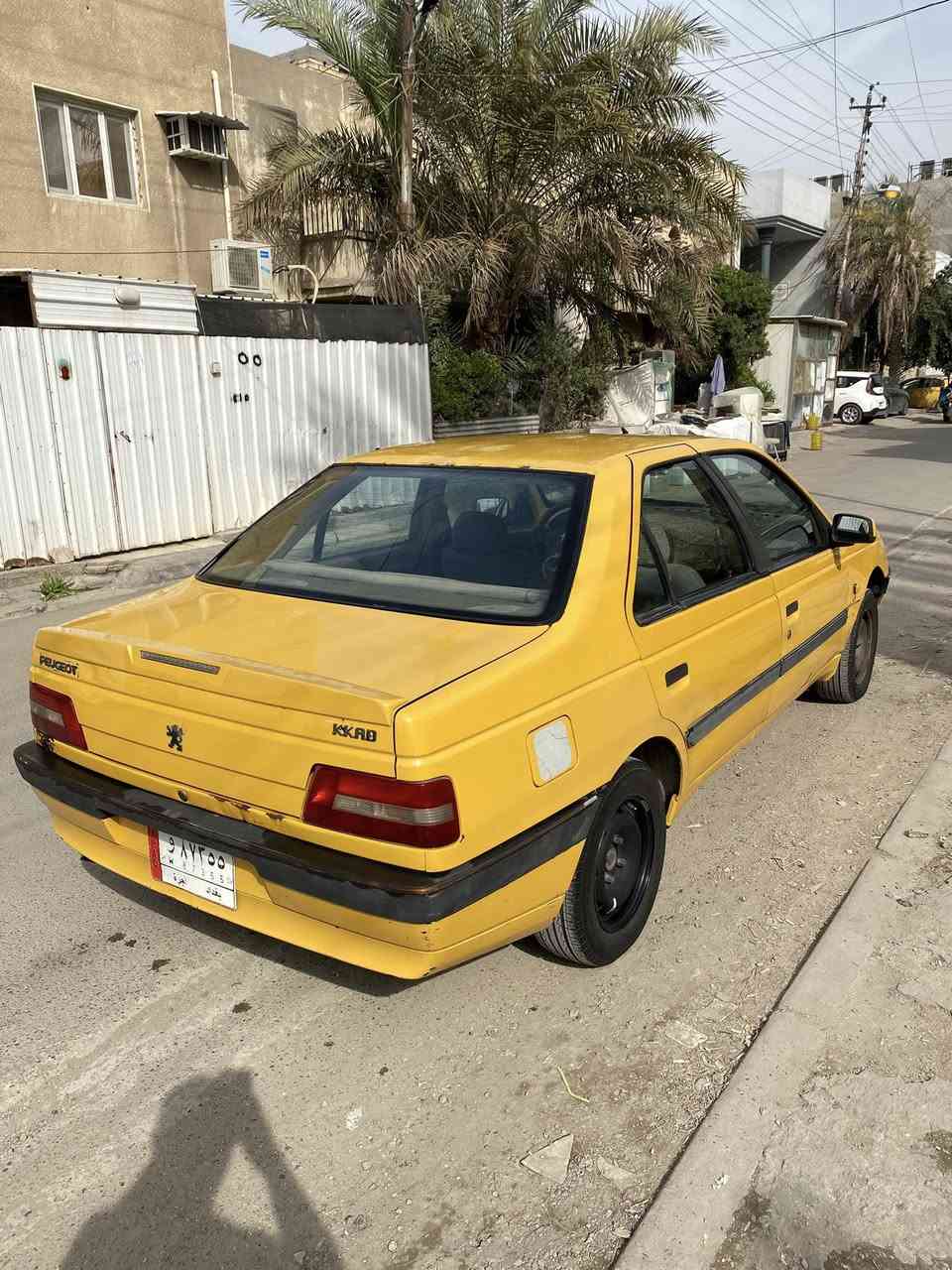 سلام عليكم بيجو اكد موديل 16 بيه باب خلف عبري اليمنه وجاملخ خلفي صبغ وبيه بارد بالمسطرة مال صندوك بدون دواخل مال دراجه هاي وبارد بذيل جاملغ السايق تبريد تدفئه شغلات ع ابلاد مكينه تنقص نص لتر يوميه بسمي سياره سنويه ل29 مساقطه وتاخذ مني صافي سعرة 36 وشويه بيه مجال اتصل وبيك خير وتدلل *********** عنوان بغداد اعظمية او صليخ
