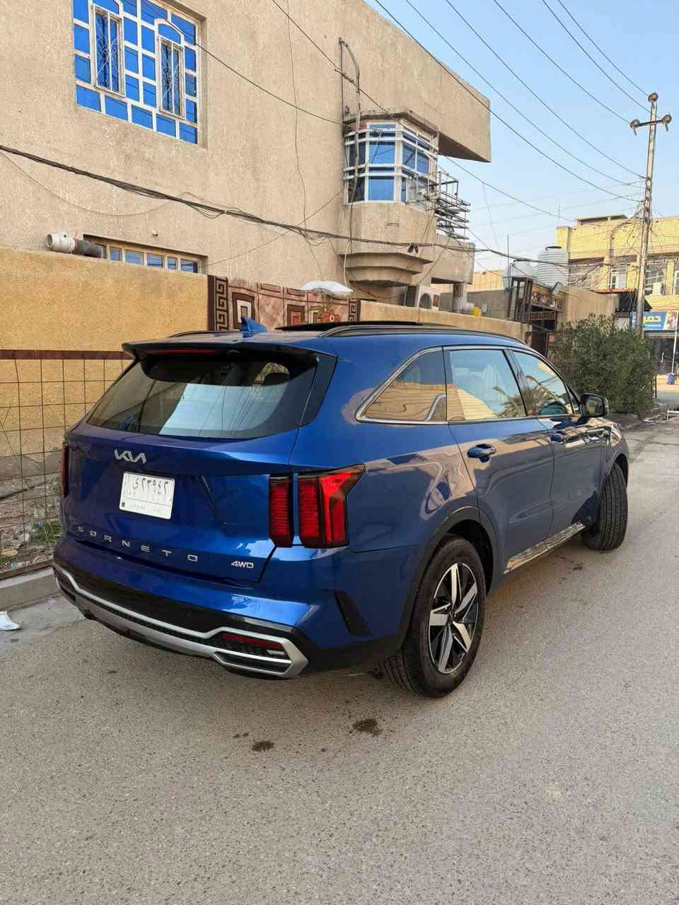 كيا سورنتو 2022 
المواصفات:
• الفئة: S) X-Line)
 محرك 2500gdi تنفس طبيعي
 دفع رباعي AWD
 شاشة كبيرة 
 رادار – بصمة – تشغيل عن بُعد
 مقاعد جلد – تحكم كهربائي
دفع رباعي وضعيات قيادة 5
عداد الكيلو: 41الف
 الموقع: بغداد
 سعر 145
*********** بغداد, العراق
