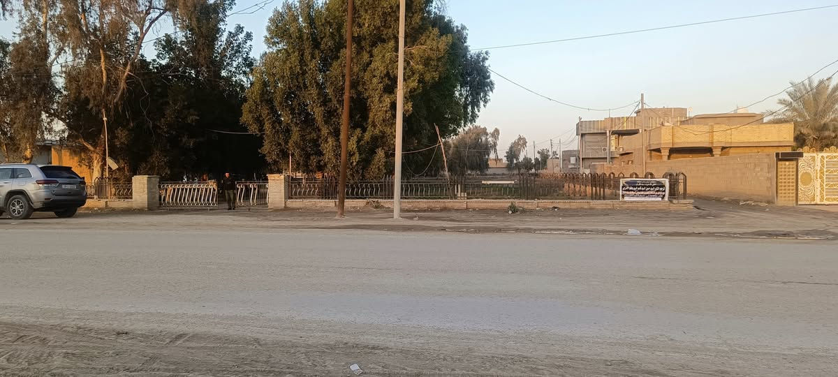 #للبيع 6 محلات #تجـــــــــــــــــــــــــارية
(إمكانية بيع الجميع أو بيع نصف العدد)
🔹 الواجهة الكلية: 21 متر
🔹 النزال: 10 متر
🔹 واجهة المحل الواحد: 3.5 متر
🔹 نزال المحل: 10 متر
📍 #الموقع:ركـــــــــــــــــــــــــــــــــــن
     مقابل #قـــبــر_الـمتنبي و مجاور لدائرة كهرباء النعمانية 
      على الشارع العام مباشرة
   موقع تجاري 100% ومثالي للاستثمار
✔ مناسبة لكافة المشاريع التجارية
✔ دخل مضمون وموقع حيوي
     كما موضح بالصور والفيديو ادناه 🔻🔻🔻
📞 #للاستفسار_والتواصل:
          ***********
          ***********
