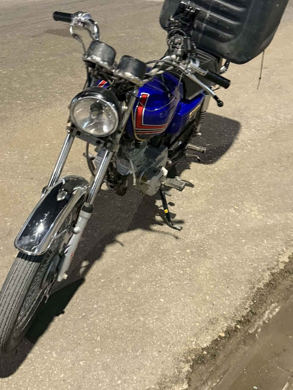 سلام عليكم دراجة اربعة كير نامة برو غطاس مديل ٢٢ مبدل ولفات بس يم حسين بطة لا تنقيص ولا تبخير دراجة نضيفة بيهة نواقص بصيطة مثل اشاير وعداد بس هاي نواقصهة دراجة جديدة رقم وسنوية نجف مداور ثاني يوم سعرة مليون وبيهة مجال بصيط حك الجية


**إذا كنت صاحب هذا الإعلان وتريد حذفه لأي سبب، رجاءا أرسل رسالة إلى الدعم الفني**