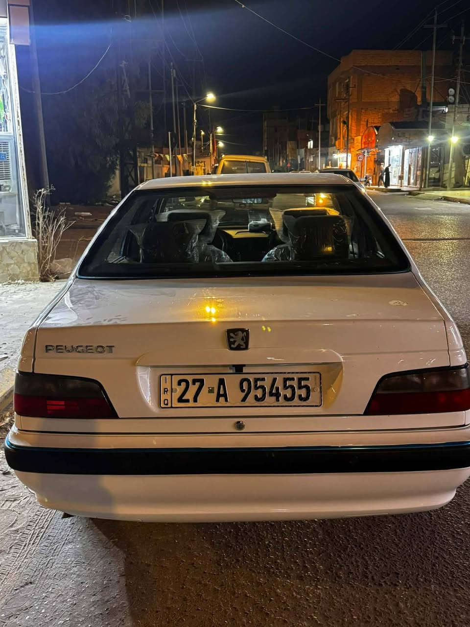 السلام عليكم ورحمة الله وبركاته للبيع بيجو بارس رقم ذيقار بسمي السياره زيرو على وضع الشركه جديدة جدا تحويل مباشر ماشيه 3000 الف فقط وين اليدور جديد خل يتقدم السعر 85 رقم الهاتف (***********) وتحياتي لجميع
