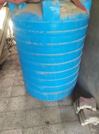 للبيع تانكيين مي أبو 1000بيهن ضرر بسيط سعر الواحد 20الف وات ساب 075067...