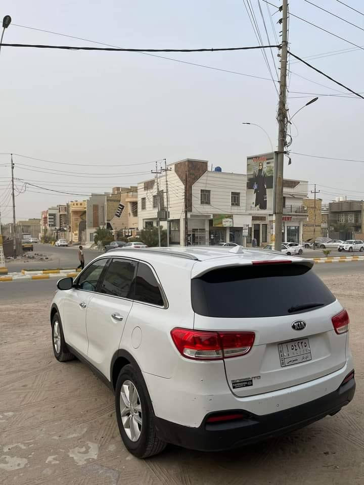 السلام عليكم
سورنتو موديل 16 وارد امريكي كفاله عامه  شكل العشرين  7راكب محرك 2400 ماشيه 65وقابله للزياره

كشنات كهربائي تدفئه كشنات شاشه حساسه خلفي  تخم تاير مكان ناصريه مركز السياره جايه مواصفات خليجي ***********
