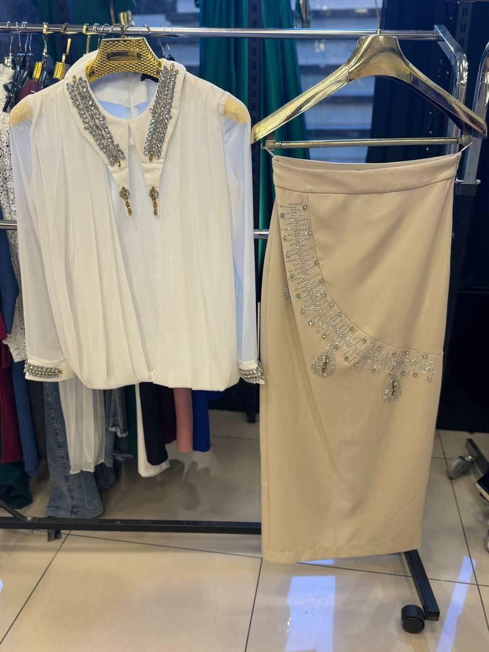 ✨️شروة اطقم نسائي 
✨️العدد 200 قطعة سيريات نظامي
✨️  قياسات 38 /////46 
✨️السعر 12.50$ 🌟للحجز والاستفسار على الوتس👇
https://wa.me/+905377654036
✨️ شروات نسائية عتلجرام 
 https://t.me/+XS39drRC2kc3MWVk
شروات نسائي على كروب وتس اب👇👇
https://chat.whatsapp.com/Dc1aa6DXSMt5p0D5IXjeJb


**إذا كنت صاحب هذا الإعلان وتريد حذفه لأي سبب، رجاءا أرسل رسالة إلى الدعم الفني**