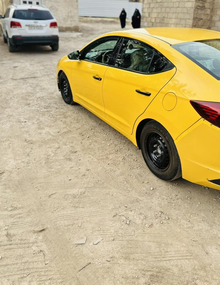 النترا موديل 2019 أمريكي حادثها بالصور كما موضح 
تبريد شغال تخم تاير وكير جديد ومكينه خير من الله 
سياره خير من الله السعر 125 وبيها مجال تعال وبيك خير وتدلل والسوگ كلشي بيه 
السياره بسمنا شرط تحويل ثاني يوم 
@إشارة


**إذا كنت صاحب هذا الإعلان وتريد حذفه لأي سبب، رجاءا أرسل رسالة إلى الدعم الفني**