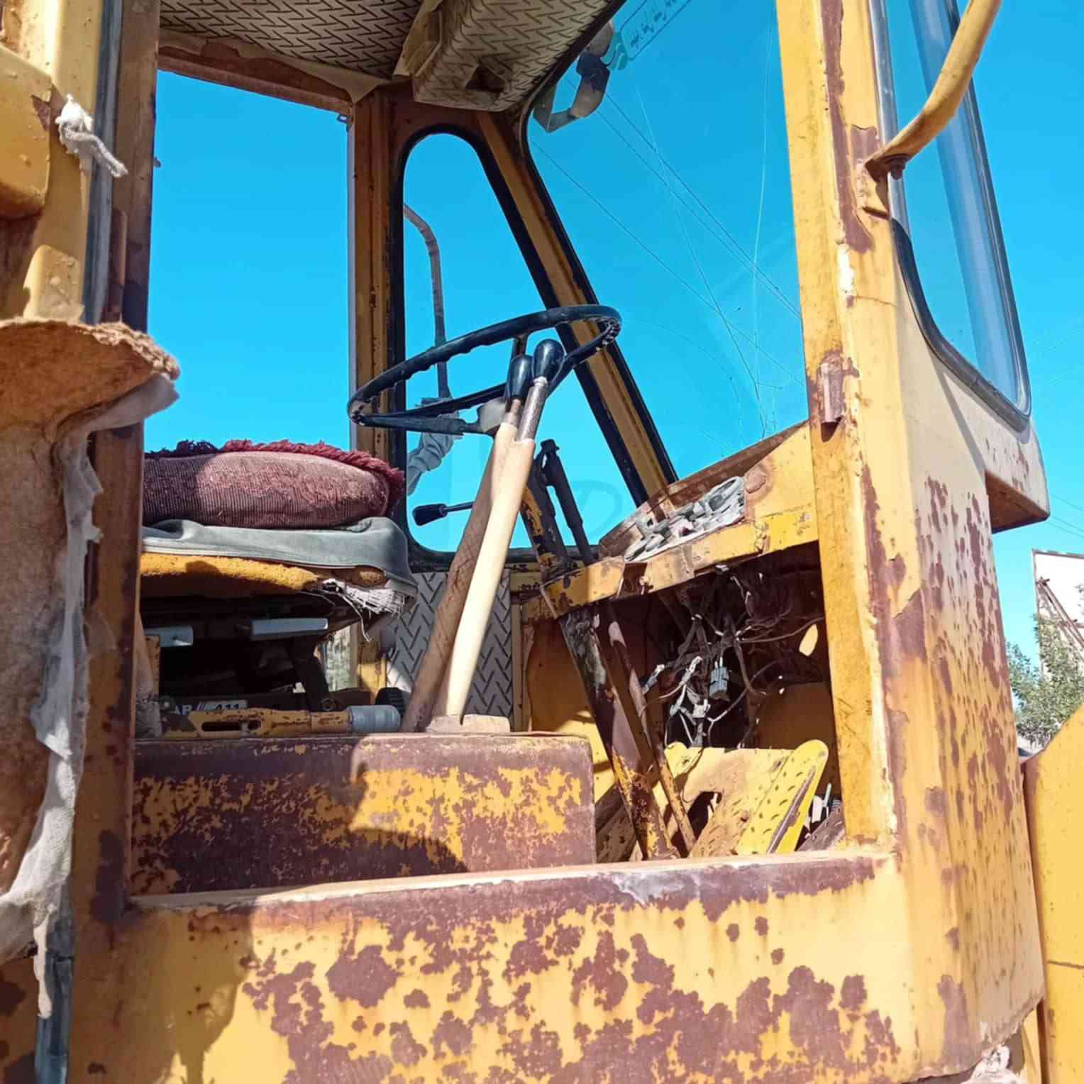 سلام عليكم
شفل للبيع كفاله كير محرك تخم تاير مكينه جاهزه للشغل وما متعوبه ابد رقم ميسان بسمي مكان واسط الصويره رقم صاحب الشفل ***********
***********
