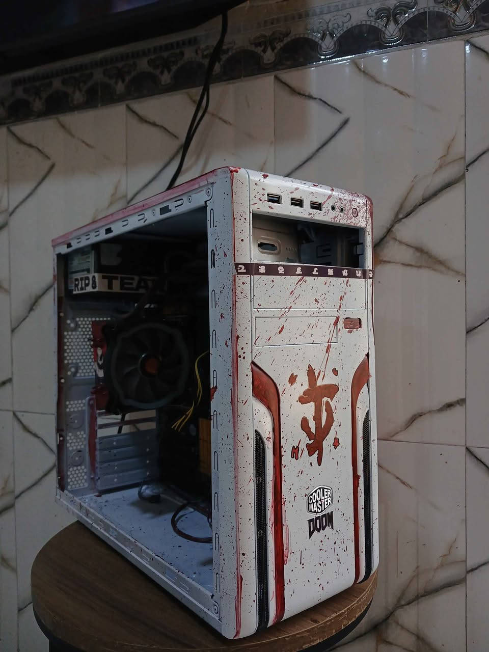 للببع بسعر 250 الف 
مكاني بغداد الدورة رقمي ***********
I7 4770k 
M.b z89 gigabyte  زر كسر سرعة oc /٢ بايوز / شاشة رقمية 
Rx 580 8g soyo جديد
Psu 500w 
Ram 16g 
Coller thermaltake
ملاحضة الكيس بي نقص الجامة بغداد, العراق
