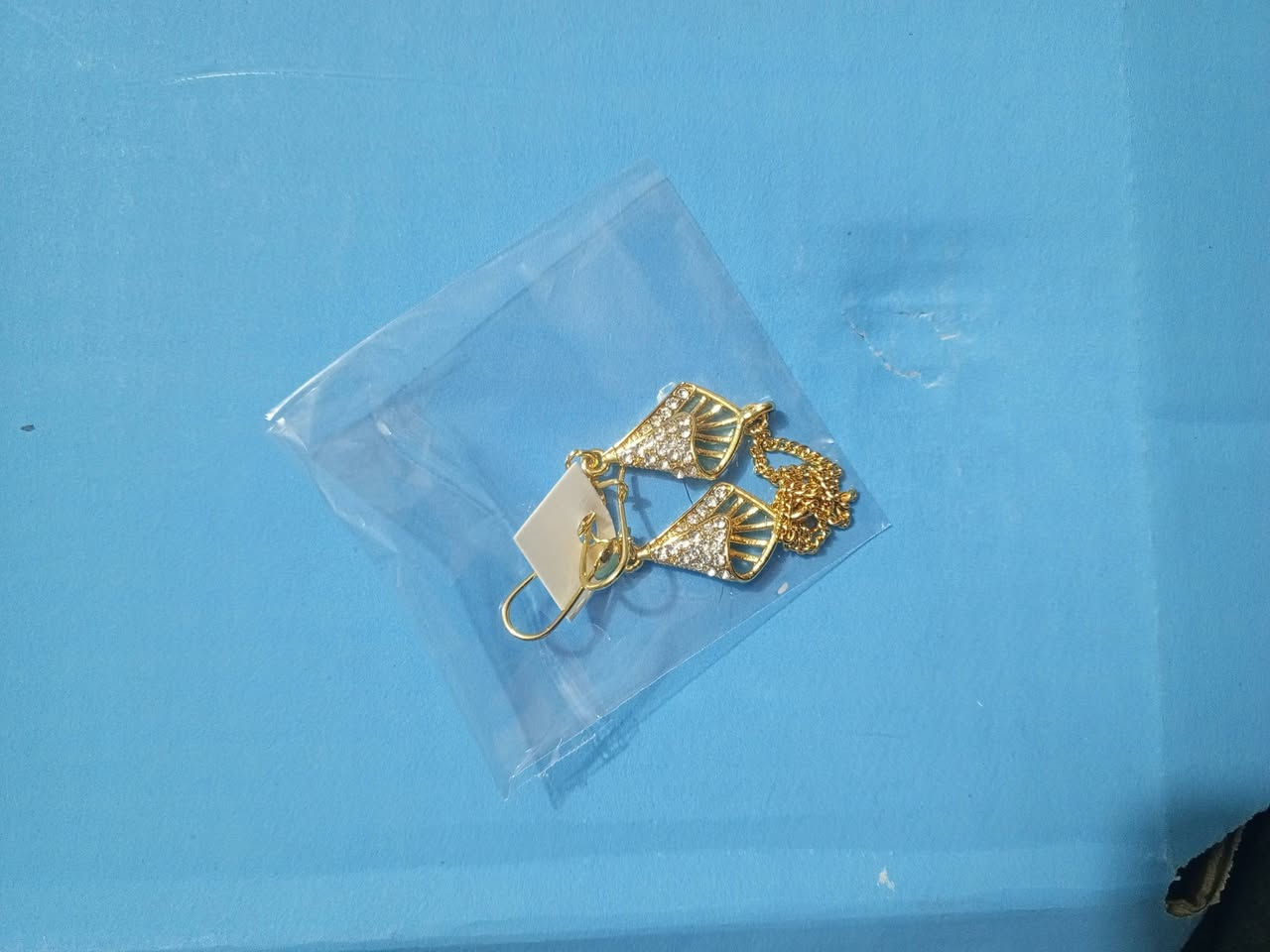 شلعه ذهب برازيلي ب18مع التوصيل


**إذا كنت صاحب هذا الإعلان وتريد حذفه لأي سبب، رجاءا أرسل رسالة إلى الدعم الفني**