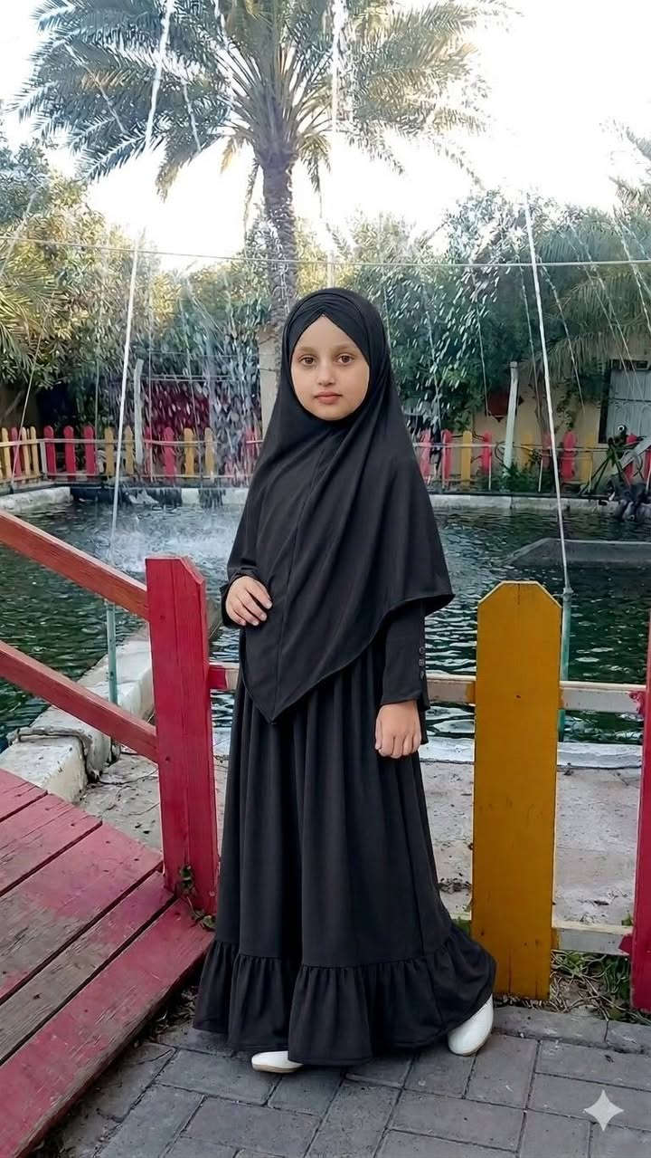 فاشن الخياطه فن  #مصممة #منفذة #ازياء
@أبرز المعجبين  
تاج العفة للصغيرات 👑 الحجاب يليق بكِ
​ما أجمل الفتاة الصغيرة حين تتوج طفولتها بوعي التكليف!
خطواتكنّ الصغيرة بالزي الشرعي، وهنّ تتوجهنّ نحو مجالس العزاء، تُشبه خطى الفراشات التي تحوم حول النور.
​الحجاب: ليس قيداً، بل هو حصنٌ يبرز جمال الروح ونقاء القلب.
​الحشمة: خطوة أولى واثقة في طريق النضج والإيمان.
​هنيئاً لكل أم وأب زرعوا في قلوب بنيّاتهم حب الستر والحشمة منذ الصغر، لتكبر الصبية وهي فخورة بعباءتها وحجابها. 🌸🖤
​#أميرات_التكليف #الزي_الشرعي #عاشوراء_القيم


**إذا كنت صاحب هذا الإعلان وتريد حذفه لأي سبب، رجاءا أرسل رسالة إلى الدعم الفني**