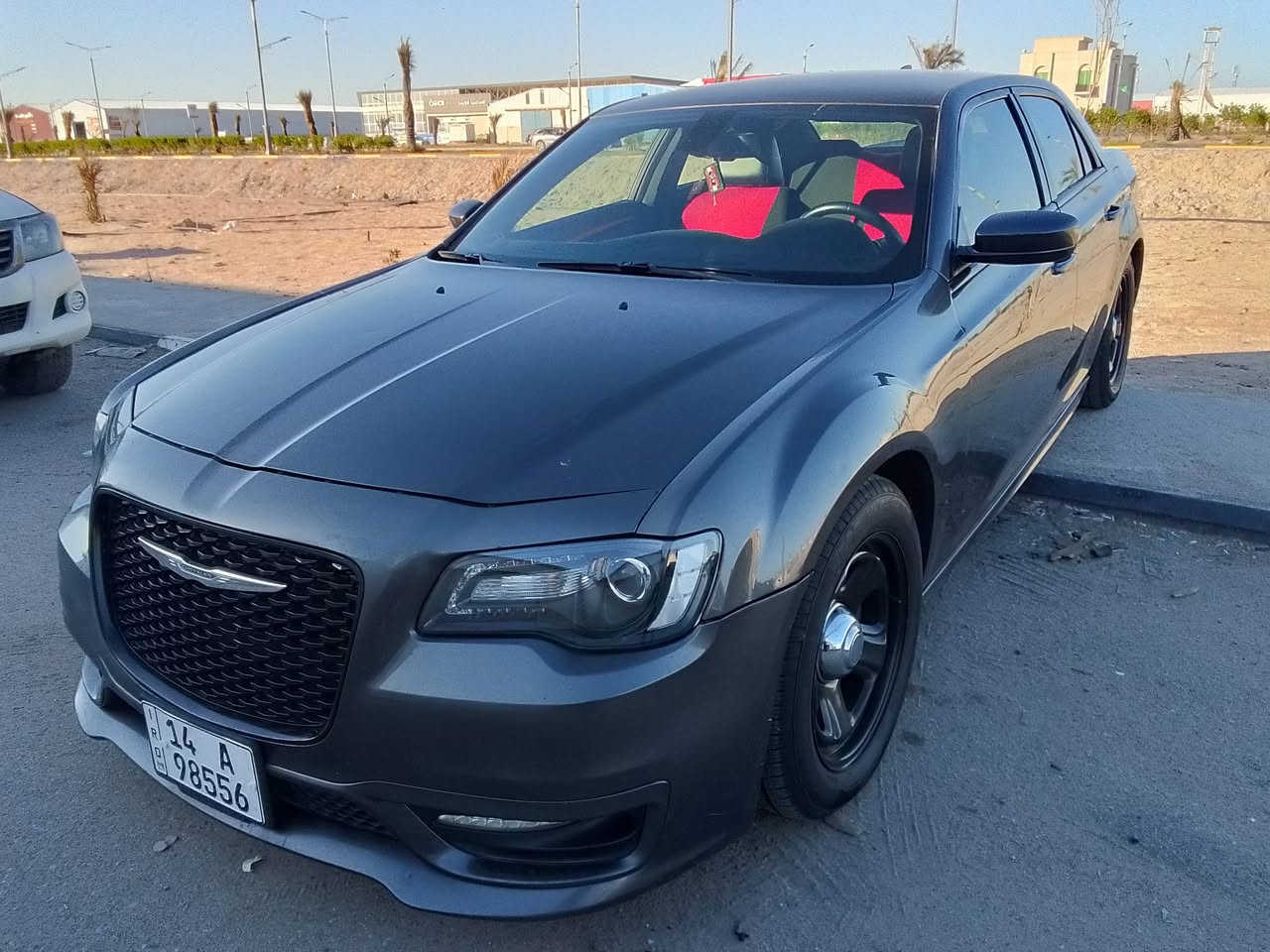 كرايسلر اوباما 2016 اصل
اللون رصاصي صدر الحمام  
وارد امريكي داخلة كلين تايتل 
مامشتغلة خط استعمال شخصي  
مكينة 5,700 هيمي 8 سلندر بدون دوانز 
سكليتر مفتوح للدوسة تو ويل اصل 
بالـعراق أنطخ باب العبري ونصبغ فقط
بيهه بالبنيد والقمارة رصعات حالوب خفيفة حيل
السيارة بلاد ناصية حتى بصور التقرير  
ماشية 80 mi تقريباً 
فول مواصفات بدون بنوراما 
فـئة S  اصل وفصل
تحكم ستيرن جهتين
شفتات بالستيرن
هيترات بالمري 
شاشة كبيرة  
الكشنات جلد اسود حظن S بلاد جديد
تحكم ستيرن 
تدفئة كشنات   
تشغيل عن بعد 
كامرة خلفية 
سيستم صوت الباين 
 ويل حجم 18 بوليسي + تخم تاير جديد  
منظومة زينون LED عالي ناصي أعلى مستوى 
كروز مثبت سرعة  
الـسيارة جاهزة 
مكينة وگير وأكسل كلة على وضع الشركة وشرط الفحص 
رقم بصرة الجديد بأسمي
هزه وفحص وسنويه كله جديد
ـــــــــــــــــ
السعر راح تشوفه بهاي النظافة بهذا الموديل 
195 ورقة بيها مجال حك الجيه 
البصره (حي المهندسين)
رقمي ***********
