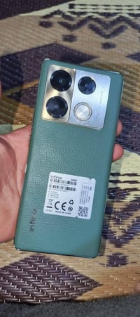 انفنكس نوت 40 برو • ٢٥٦ • ١٦ رام