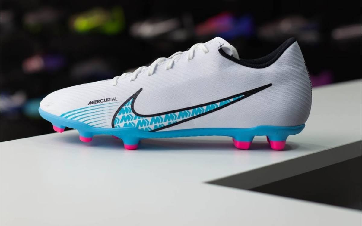 لابجين نايك اصلي اصلي اصلي خياطه يد قياس ٤٢ سعر فلس ونص للاستفسار الاتصال على الرقم *********** واتساب يوجد توصيل لجميع محافظات العراق
