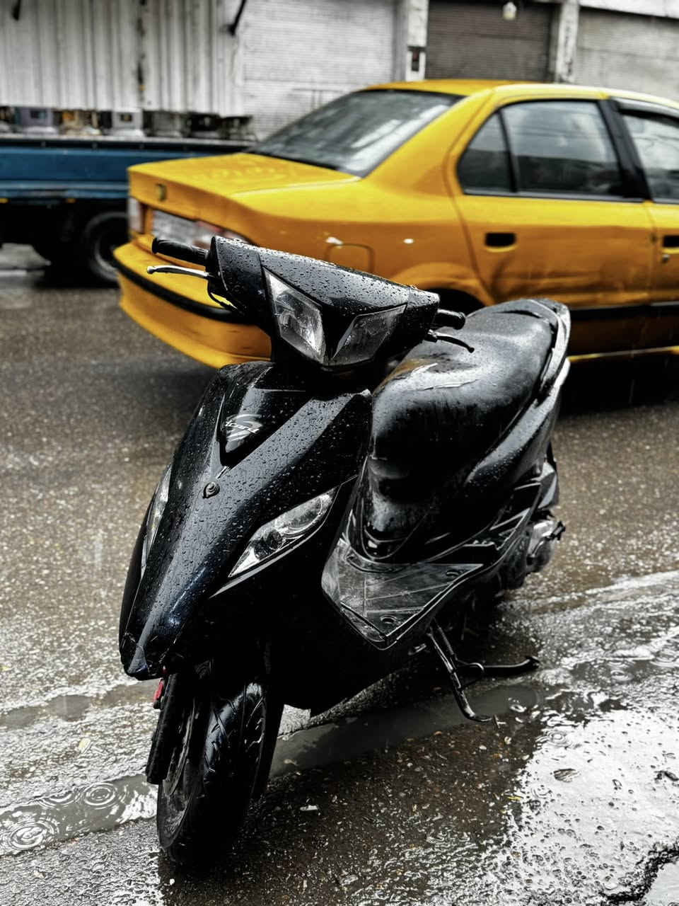 دراجة ثعلب للبيع
فوول نضافه اسود طووخ 
مكينه نضيفه محد واصلها 
كلشي وكالة 
بغداد الحرية ***********
