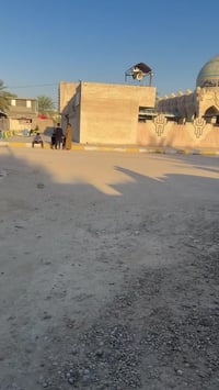 ٧٠٠م • طابقين • موقع تجاري