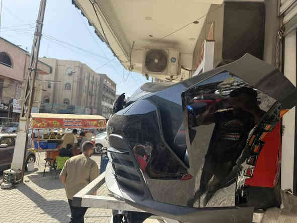 السلام عليكم
توفر اغراض ابواب وبنيد وصندوك و بدنه ودعاميه اصليه تفصيخ امريكي K4  اصلي  
جميع القطع متوفره
سوق بغداد شارع النضال القصر الابيض 
***********
