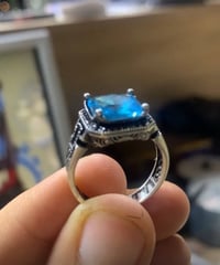 توباز أزرق • فضة • مقاس ٢٥