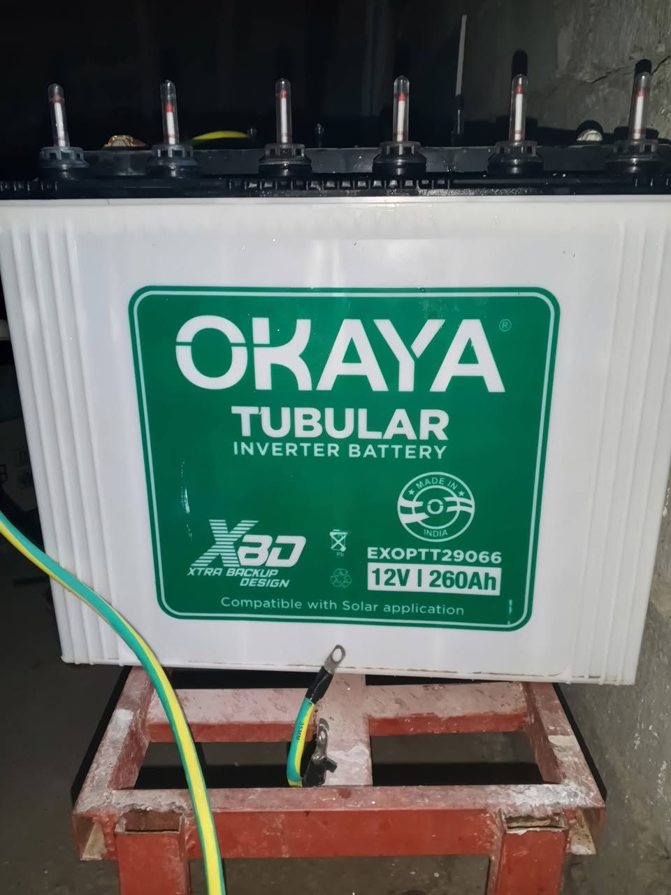 السلام عليكم بطاريات للبيع اتصال عل رقم ***********
