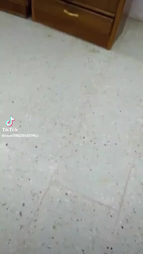 موجودة واتساب ***********
